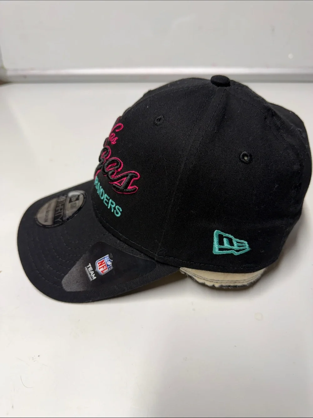 New Era Las Vegas Raiders black pink turquoise embroidered hat fitted S/M